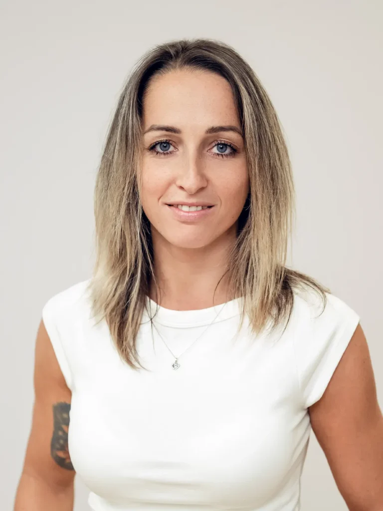 Eszter Uram